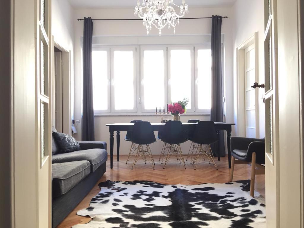 Luxury Old Town Apartment Pula Exterior foto