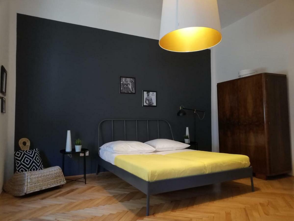 Luxury Old Town Apartment Pula Exterior foto